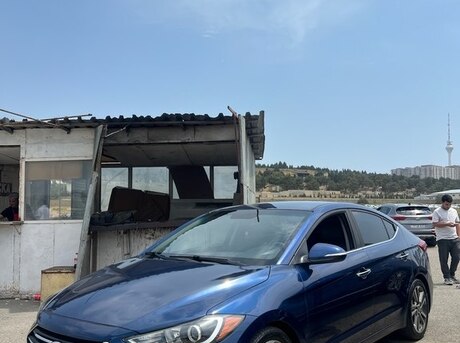 Hyundai Elantra 2016