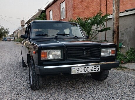LADA (VAZ) 2107 2010