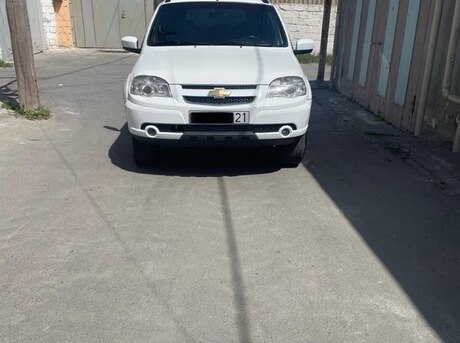 Chevrolet Niva 2013