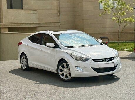 Hyundai Elantra 2013