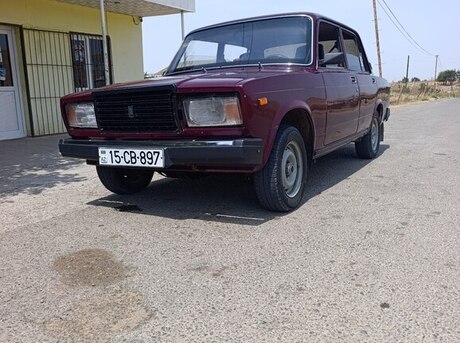 LADA (VAZ) 2107 2000