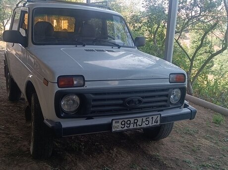 LADA (VAZ) Niva 2008