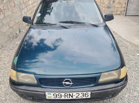 Opel Astra 1998