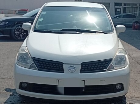 Nissan Tiida 2006