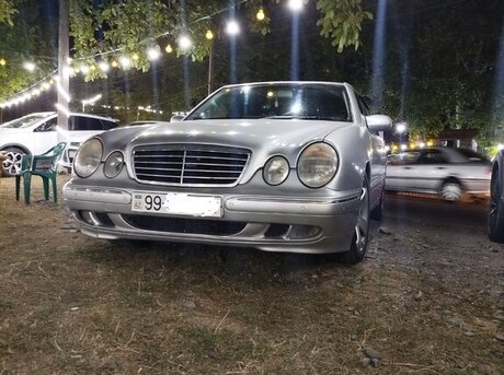 Mercedes E 270 1999