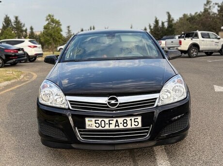 Opel Astra 2008