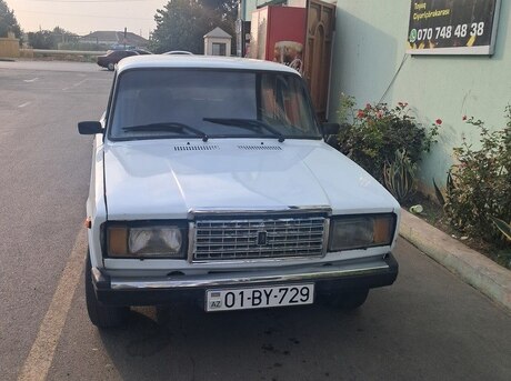 LADA (VAZ) 2107