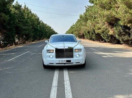 Rolls-Royce  2009