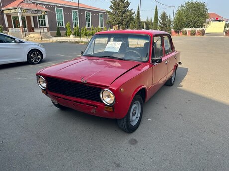 LADA (VAZ) 21011 1982