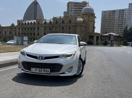 Toyota Avalon 2015