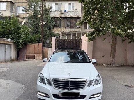 Mercedes E 300 2012