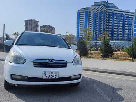 Hyundai Accent 2010