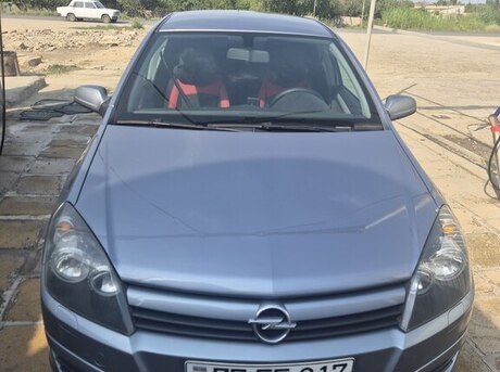 Opel Astra 2004
