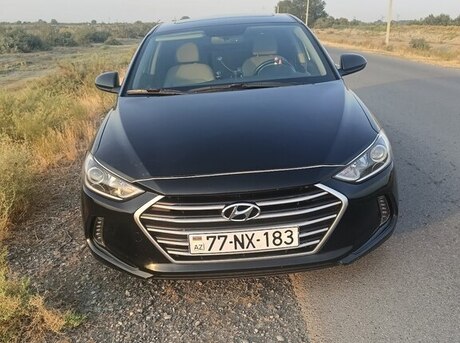 Hyundai Elantra
