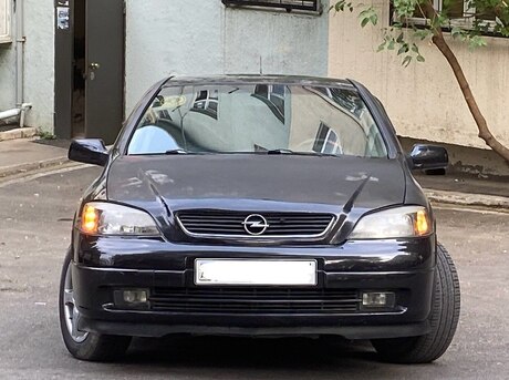 Opel Astra 2000