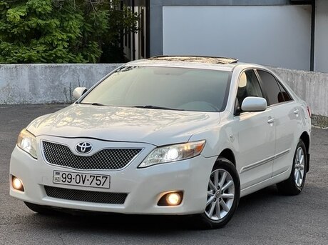 Toyota Camry 2010
