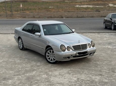 Mercedes E 220 d 2002