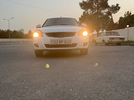 LADA (VAZ) Priora 2017