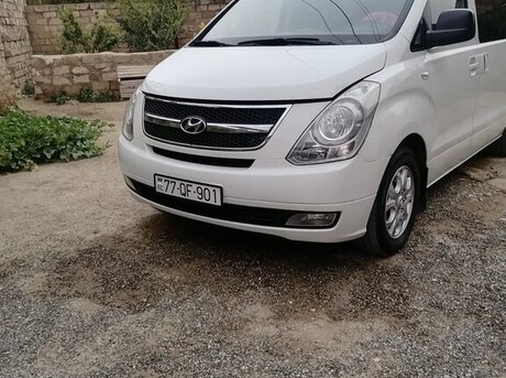 Hyundai H-1 2011