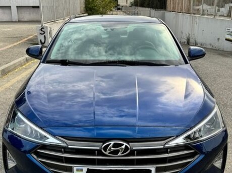 Hyundai Elantra 2019
