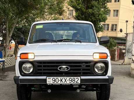 LADA (VAZ) Niva 2009