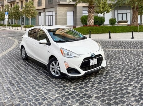 Toyota Prius C