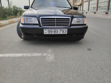 Mercedes C 230