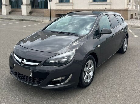 Opel Astra 2015