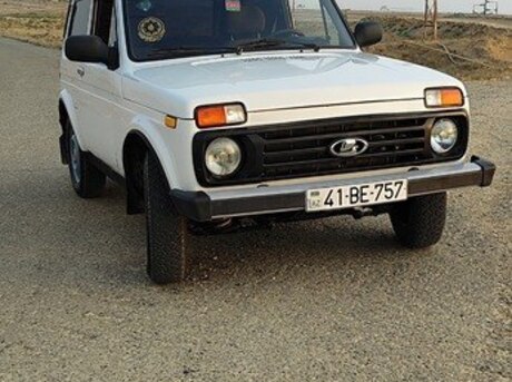LADA (VAZ) Niva 1996
