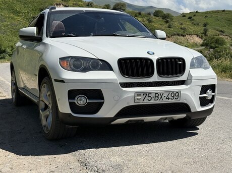 BMW X6 2011