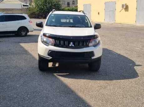 Mitsubishi L200 2016