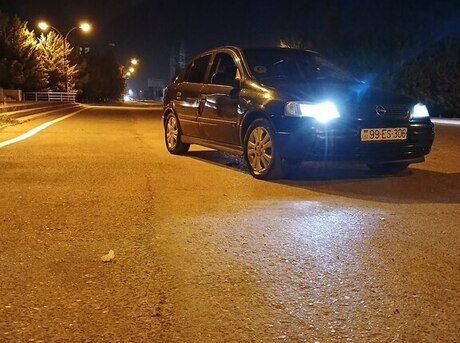 Opel Astra 1998