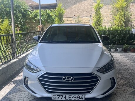 Hyundai Elantra 2017