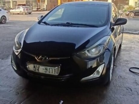 Hyundai Elantra 2012