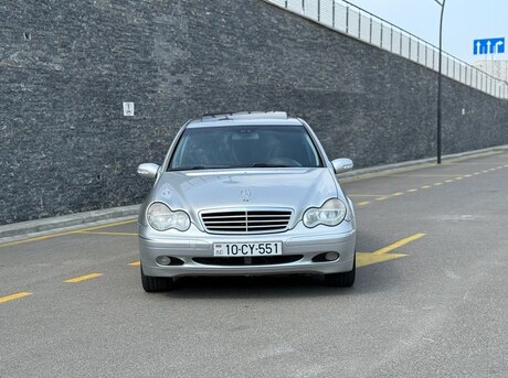 Mercedes C 240