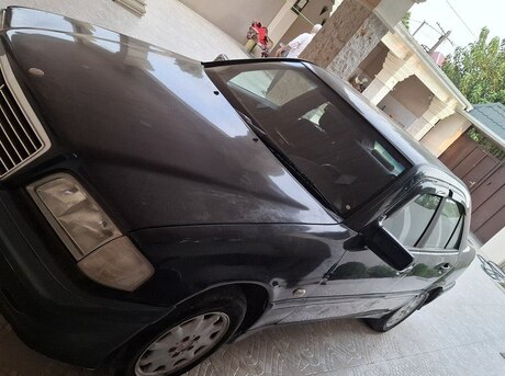 Mercedes C 180