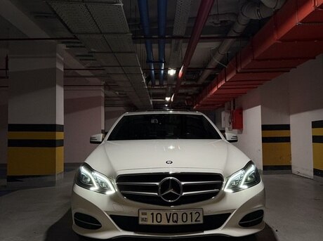 Mercedes E 220