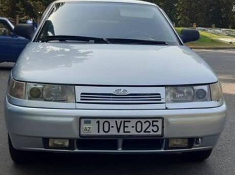 LADA (VAZ) 2112