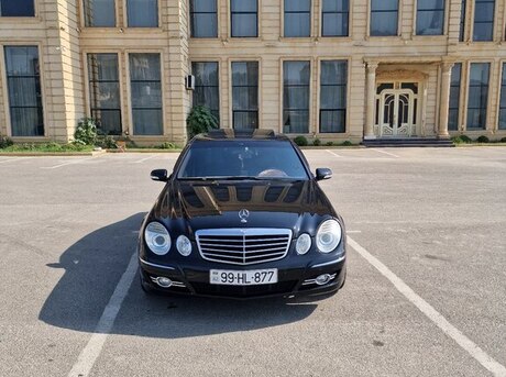 Mercedes E 280