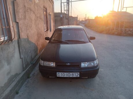 LADA (VAZ) 2112