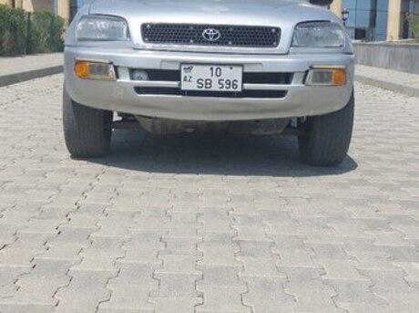 Toyota RAV4 1998