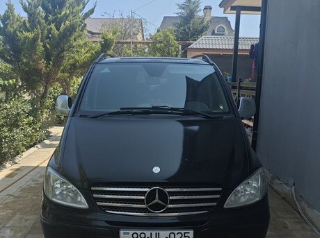 Mercedes Vito 111