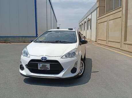 Toyota Aqua 2015