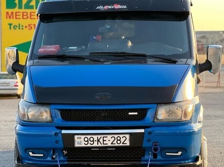 Ford Transit 2004