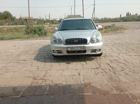 Hyundai Sonata 2004
