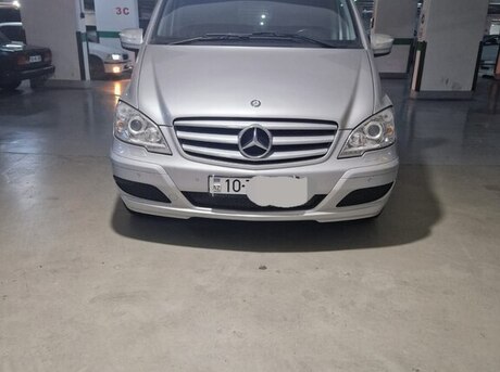 Mercedes Viano 2012