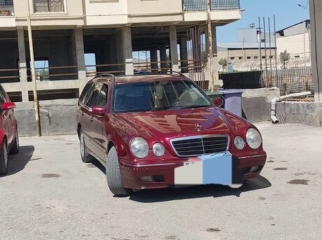 Mercedes E 220 d 2002