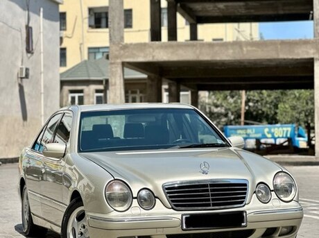 Mercedes E 240 2001