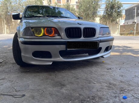 BMW 318 1999
