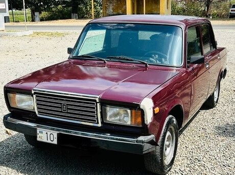 LADA (VAZ) 2107 2001